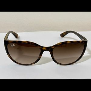 Discontinued Ray-ban Emma RB4167 Tortoise Brown